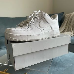 NIKE Air Force Ones